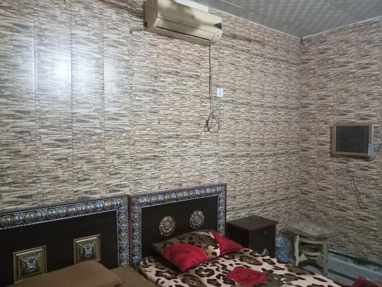 New Taj Palace Hotel Lahor Kültér fotó